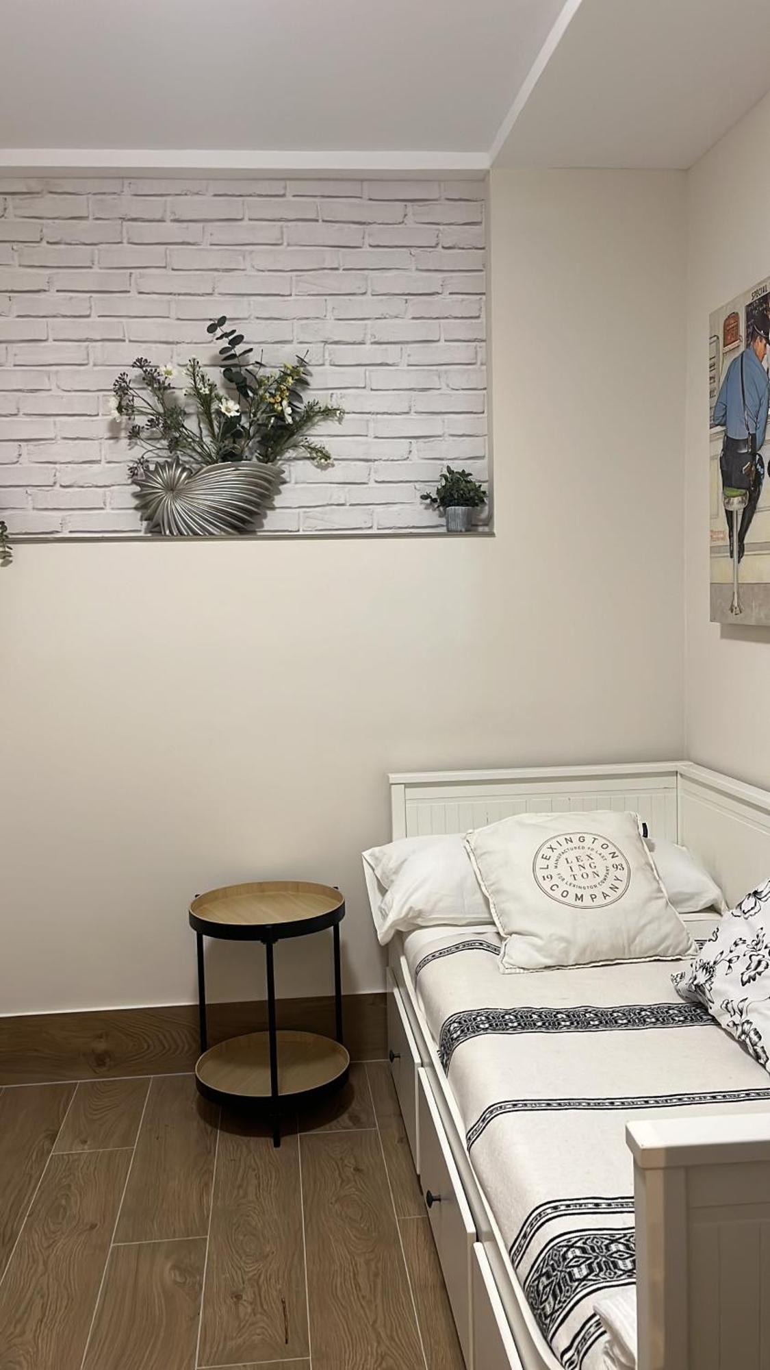 Garden House Madrid 호텔 외부 사진
